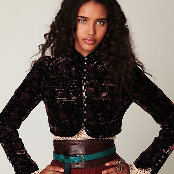 Free People Jackets & Blazers - Free People Velvet Cropped Victorian Jacket Sz 2